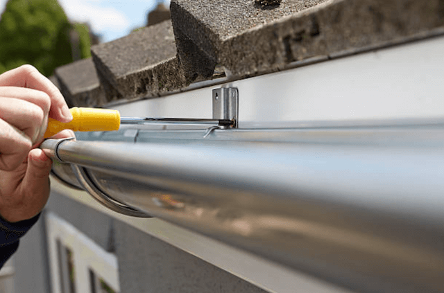 gutter repair lansing